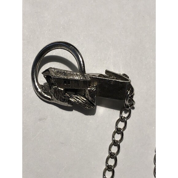 VINTAGE Sweater Scarf GUARD / CLIP Covered Bridge Design Silvertone - Picture 6 of 6